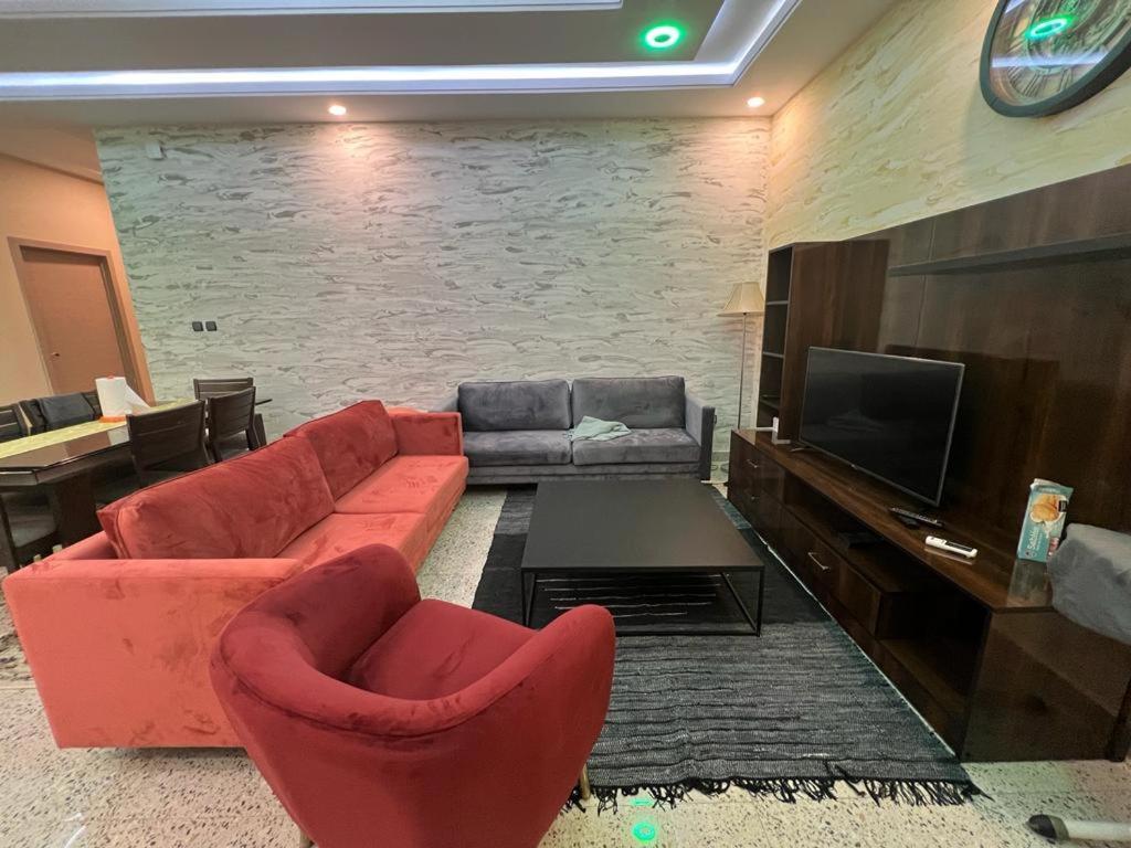 Smb-Gn Residence Lambandji - Electricite Et Wifi H24 Конакри Экстерьер фото